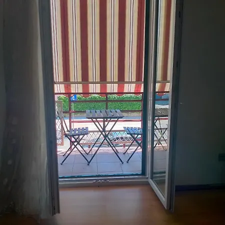 Aura Apartment Bari Exterior photo